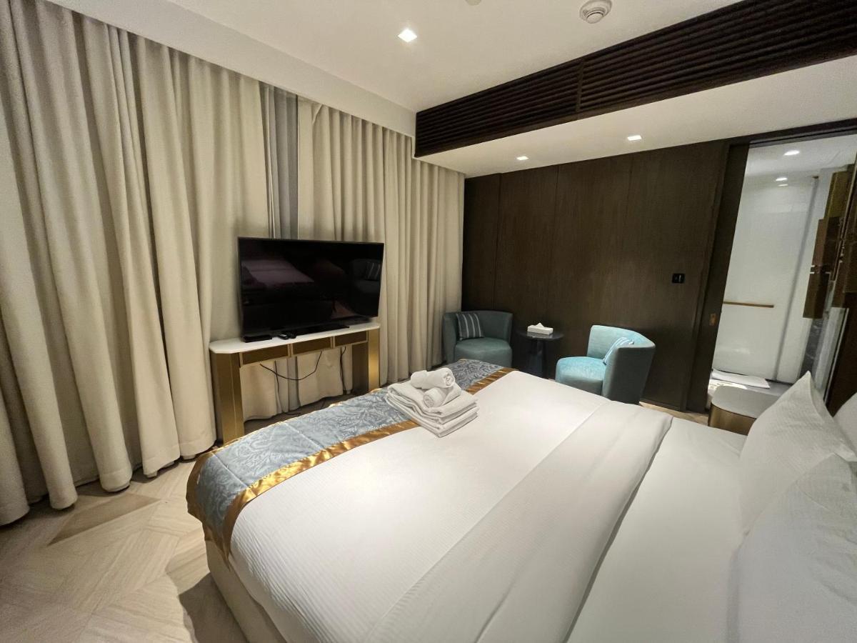 Five Palm Jumeirah - 2 Bedrooms & Maid Room In A Splendid Resort - Modernlux Dubai Esterno foto