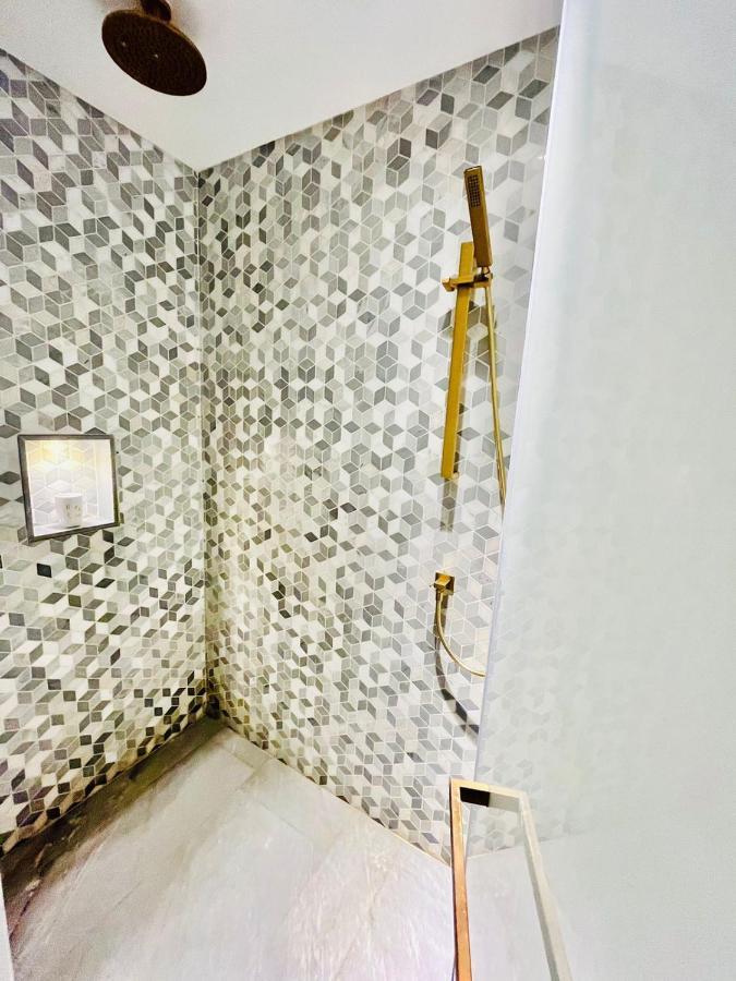 Five Palm Jumeirah - 2 Bedrooms & Maid Room In A Splendid Resort - Modernlux Dubai Esterno foto